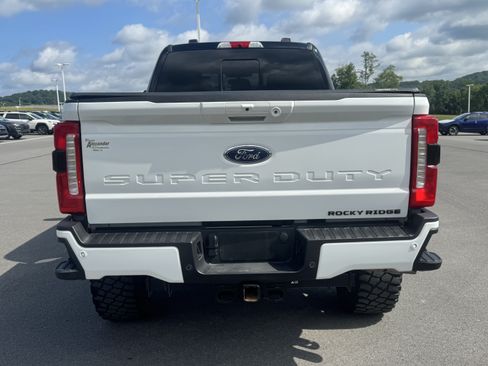 Used 2024 Ford F250 Lariat w/ Lariat Ultimate Package AWD/4WD image 4