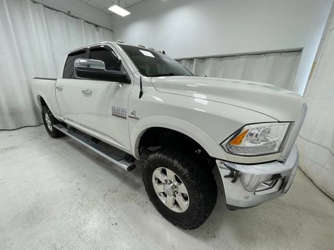 Used 2018 RAM 2500 Laramie w/ Snow Chief Group AWD/4WD image 3