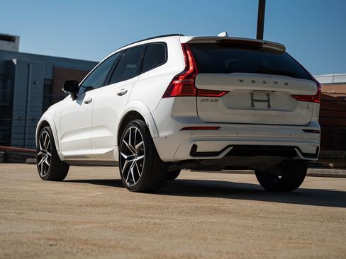 Certified 2024 Volvo XC60 T8 Polestar AWD/4WD image 5