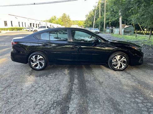 Used 2025 Subaru Legacy Premium AWD/4WD image 9