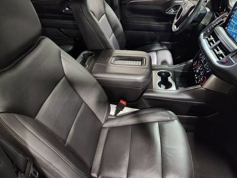 Used 2023 Chevrolet Tahoe LT w/ LT Signature Plus Package RWD image 32