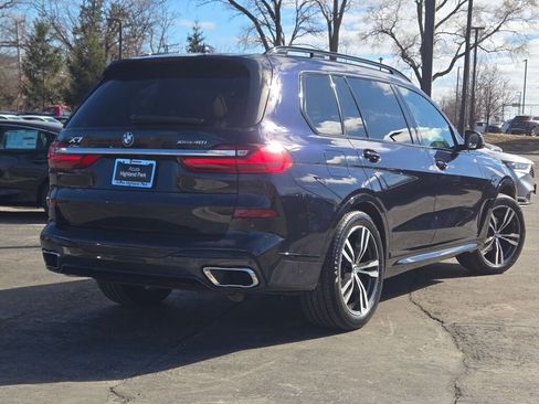 Used 2022 BMW X7 xDrive40i w/ M Sport Package image 21