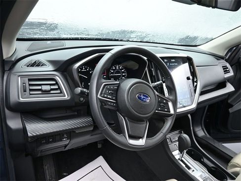 Used 2024 Subaru Ascent Premium w/ Convenience Package image 15