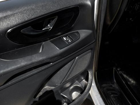 Used 2018 Mercedes-Benz Metris image 34