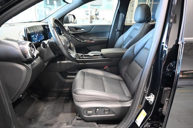Used 2025 Chevrolet Equinox LT w/ Convenience Package II AWD/4WD image 8