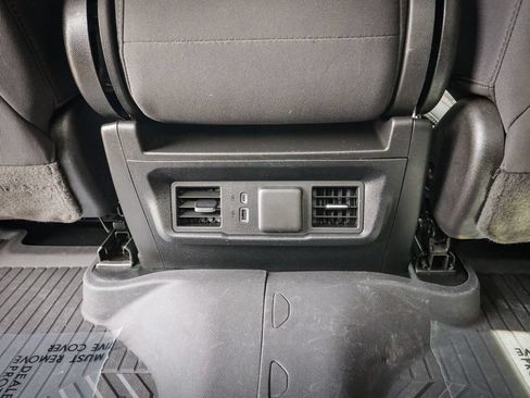 Used 2024 GMC Sierra 3500 SLE w/ SLE Convenience Package AWD/4WD image 32