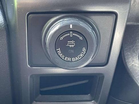 Used 2020 Ford F150 XLT w/ Equipment Group 302A Luxury AWD/4WD image 21