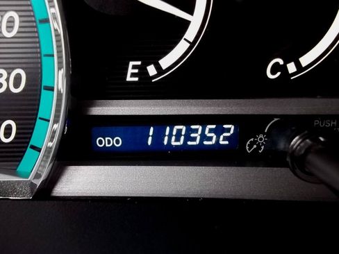 Used 2010 Toyota Venza w/ Premium Pkg #2 FWD image 20