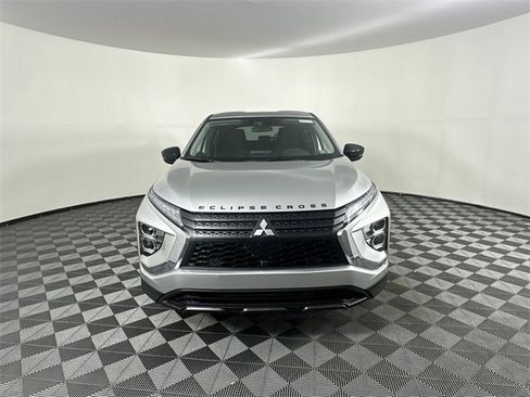 New 2025 Mitsubishi Eclipse Cross LE image 2
