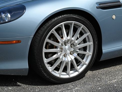 Used 2007 Aston Martin DB9 Volante RWD image 13