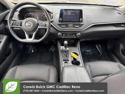 Used 2019 Nissan Altima 2.5 SV image 18