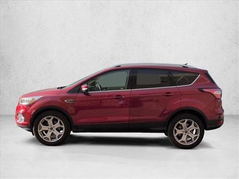 Used 2018 Ford Escape Titanium image 9