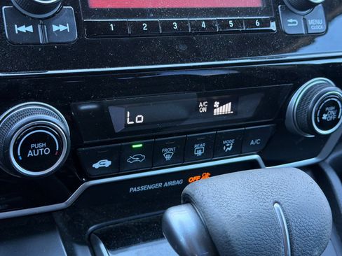 Used 2018 Honda CR-V LX image 22