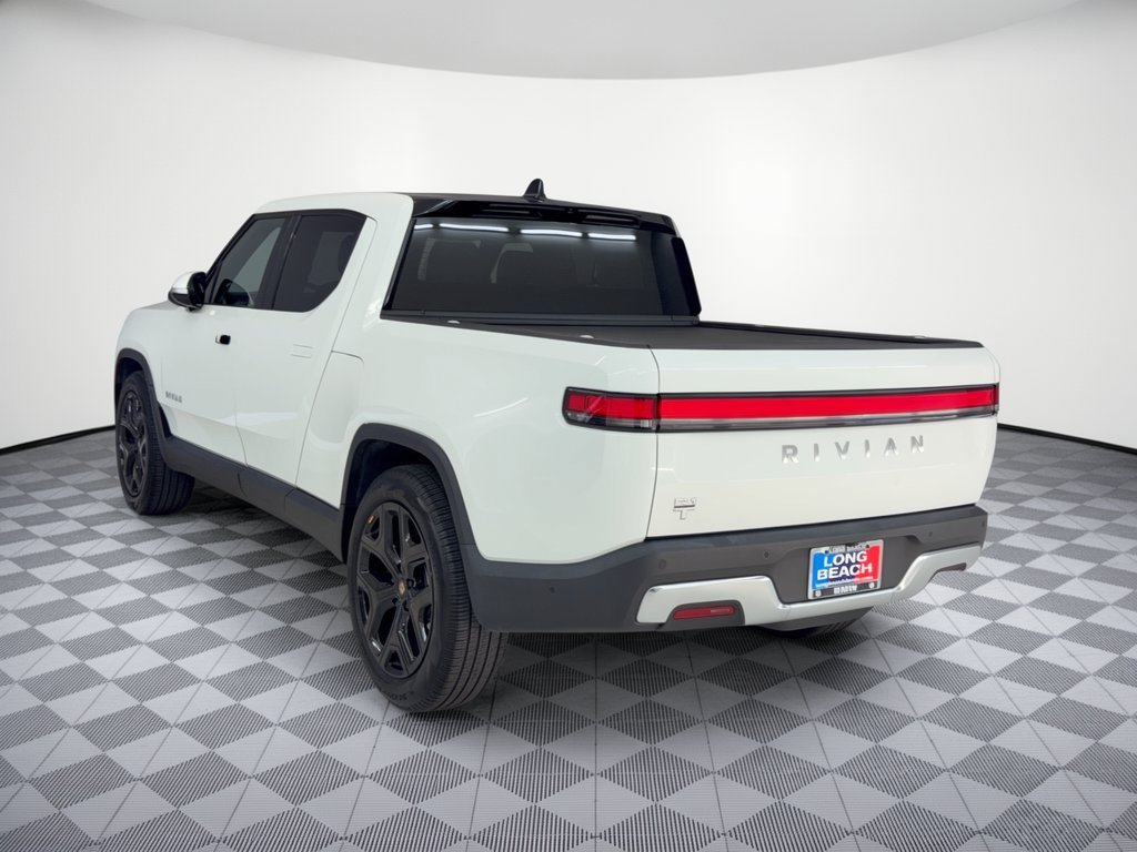 Used 2024 Rivian R1T Adventure Dual AWD/4WD image 3