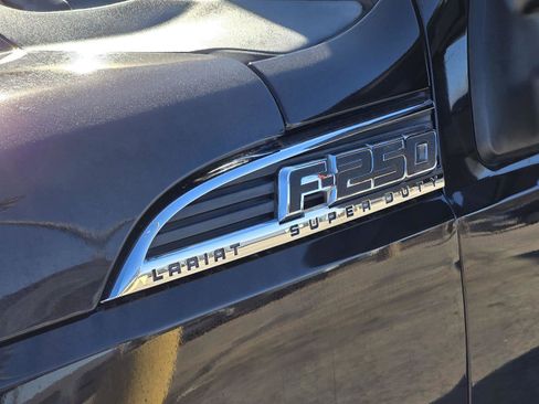 Used 2014 Ford F250 Lariat w/ Lariat Interior Package image 46