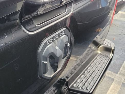 Used 2019 RAM 1500 Big Horn RWD image 5