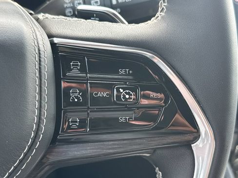 Used 2023 Jeep Grand Cherokee L Overland AWD/4WD image 23