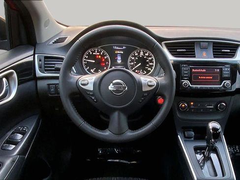 Used 2017 Nissan Sentra SV w/ Style Package FWD image 6