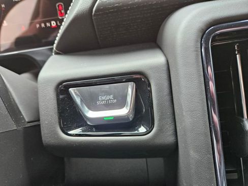 New 2026 GMC Yukon AT4 Ultimate AWD/4WD image 32