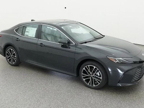New 2026 Toyota Camry XLE AWD/4WD image 2