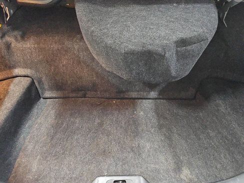 Used 2000 Lincoln Town Car Signature image 10