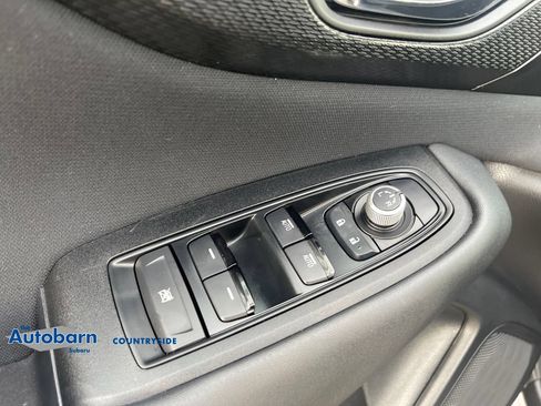 Used 2024 Subaru Outback Premium AWD/4WD image 11