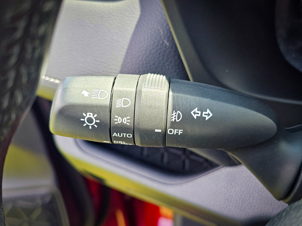 Used 2019 Toyota RAV4 XLE Premium w/ Cold Weather Package AWD/4WD image 19