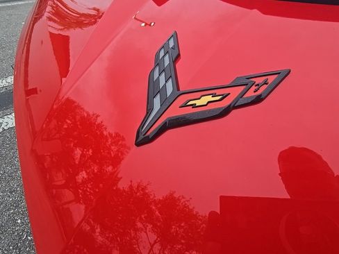 Used 2021 Chevrolet Corvette Stingray Preferred Cpe w/ Engine Appearance Package image 32