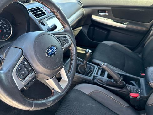 Used 2017 Subaru Crosstrek 2.0i Premium AWD/4WD image 32