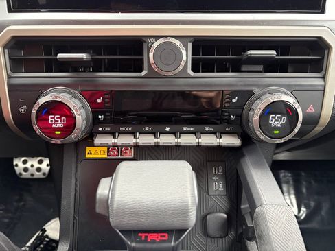 Certified 2025 Toyota Tacoma TRD Sport w/ TRD Sport Premium Package AWD/4WD image 28