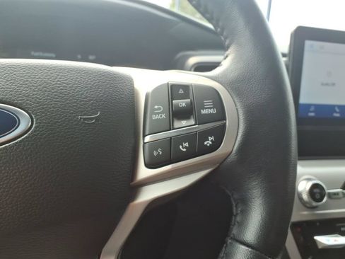 Certified 2023 Ford Explorer XLT w/ Equipment Group 202A AWD/4WD image 18