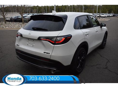 New 2026 Honda HR-V Sport image 7