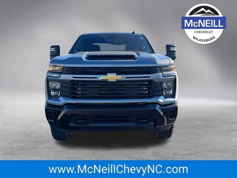 New 2026 Chevrolet Silverado 2500 Custom w/ Custom Value Package AWD/4WD image 2