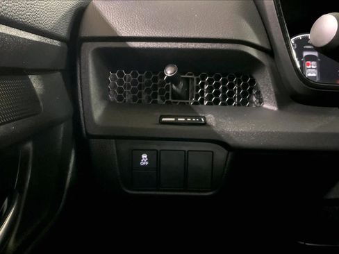 Used 2025 Honda CR-V LX image 33