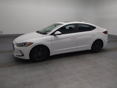 Used 2017 Hyundai Elantra Value Edition FWD image 2