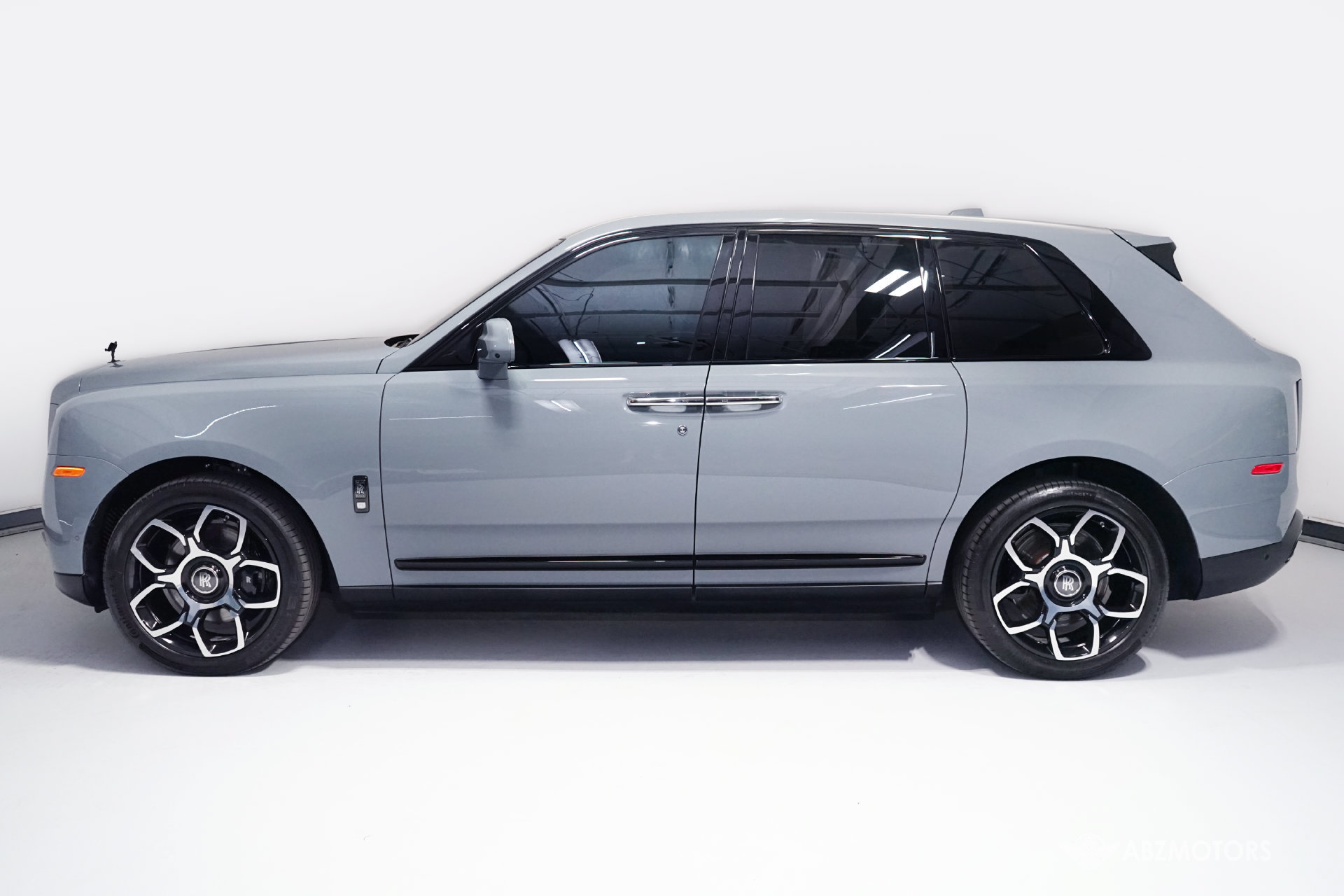 Used 2023 Rolls-Royce Cullinan Black Badge w/ Driver's Package AWD/4WD image 5