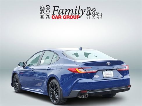 New 2026 Toyota Camry SE image 3