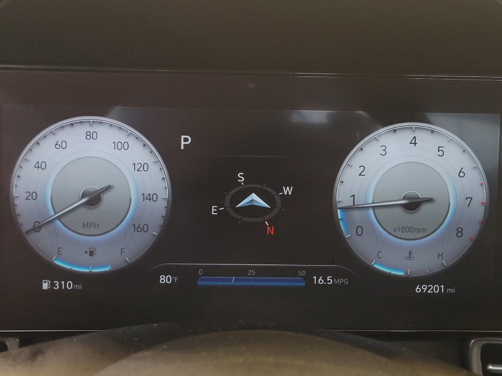 Used 2021 Hyundai Elantra Limited FWD image 23