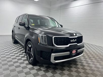 Used 2024 Kia Telluride EX