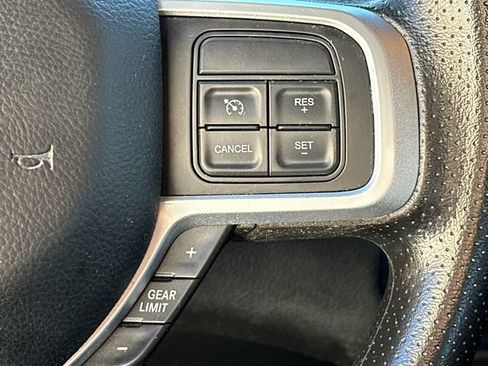 Used 2022 RAM 2500 Big Horn image 28