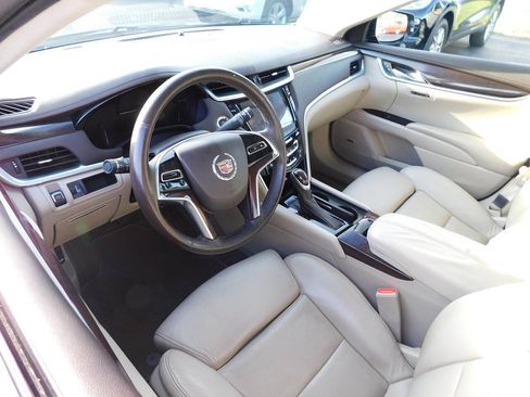 Used 2014 Cadillac XTS Luxury w/ Driver Awareness Package FWD image 18