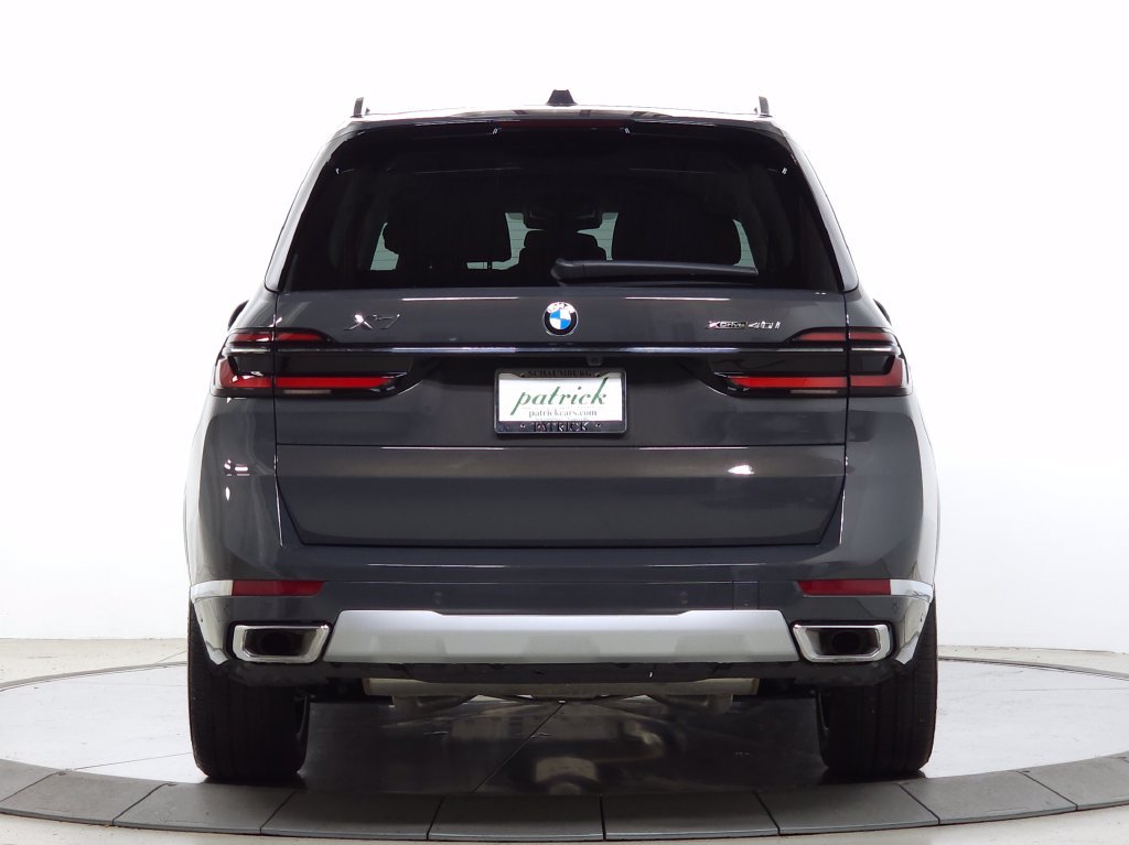 Used 2026 BMW X7 xDrive40i w/ Premium Package AWD/4WD image 7