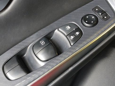 Used 2024 Nissan Sentra SR FWD image 27