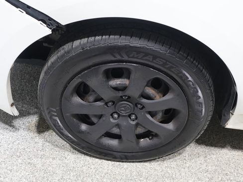 Used 2010 MAZDA MAZDA3 i Sport image 8