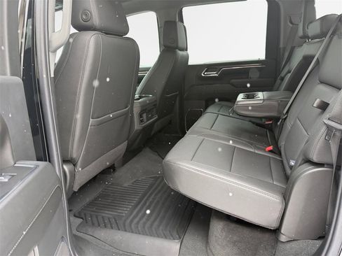 Used 2024 Chevrolet Silverado 2500 LT w/ Midnight Edition image 24