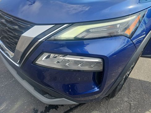 Used 2023 Nissan Rogue SV image 30