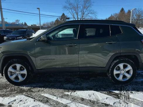 Used 2018 Jeep Compass Latitude w/ Cold Weather Group image 5