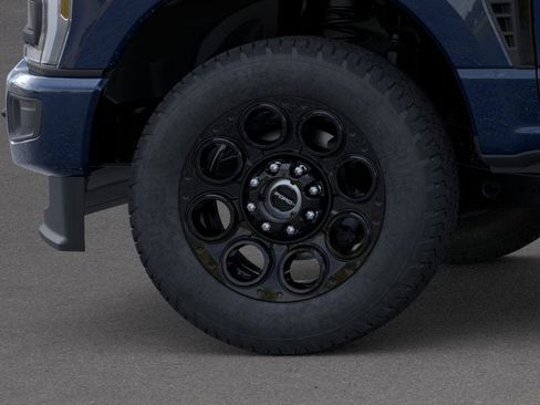 New 2025 Ford F350 XLT w/ Black Appearance Package image 19