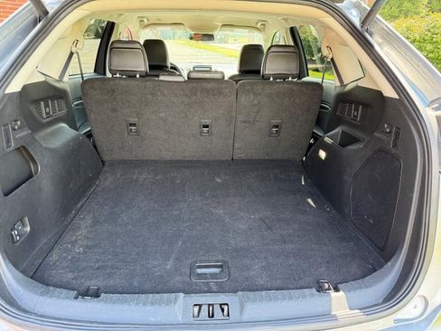 Used 2024 Ford Edge Titanium image 18