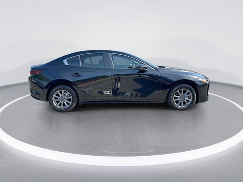Used 2024 MAZDA MAZDA3 s FWD image 9